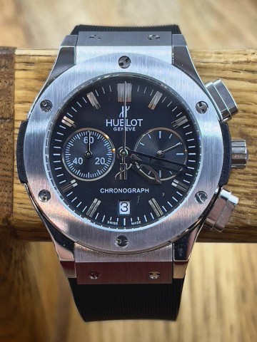 Часы Hublot