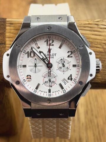 Часы Hublot