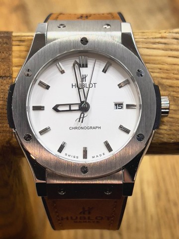 Часы Hublot