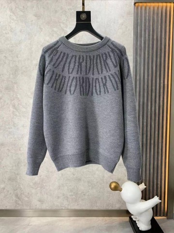 Свитер Christian Dior