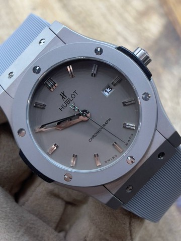Часы Hublot