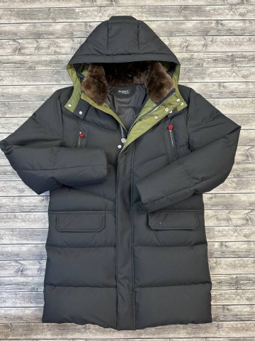 Пуховик Kiton