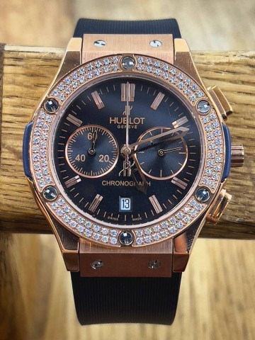 Часы Hublot