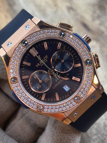 Часы Hublot