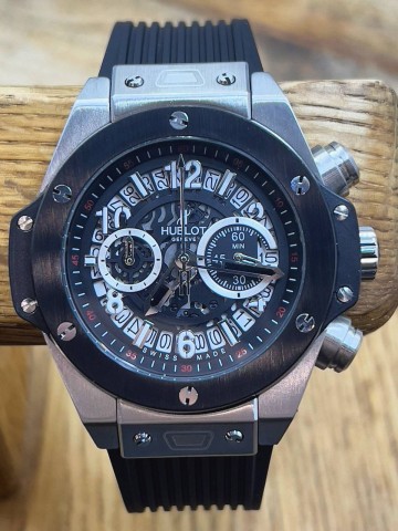 Часы Hublot