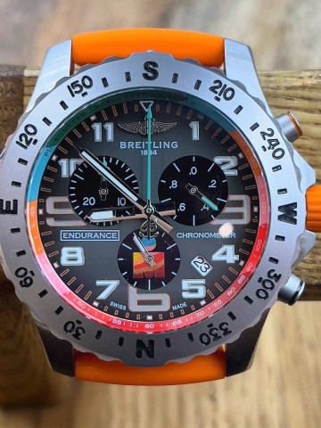 Часы Breitling