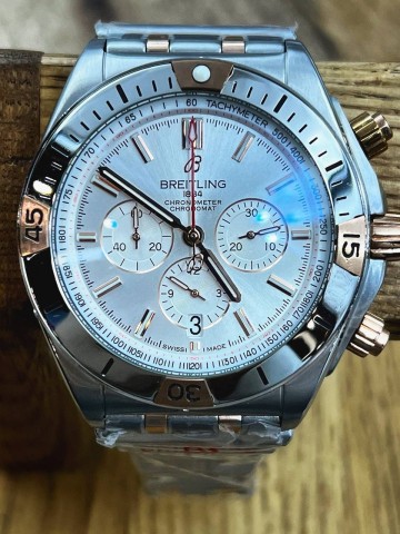 Часы Breitling