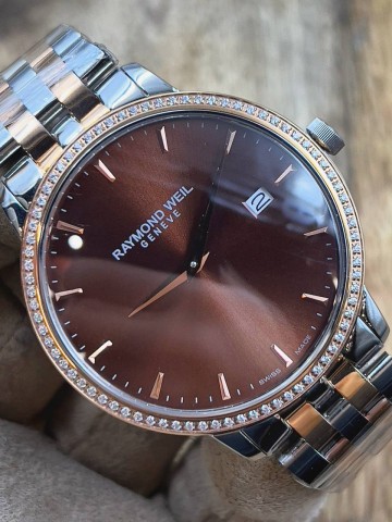 Часы Raymond Weil