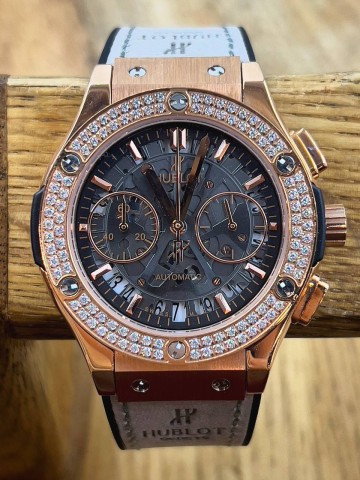 Часы Hublot