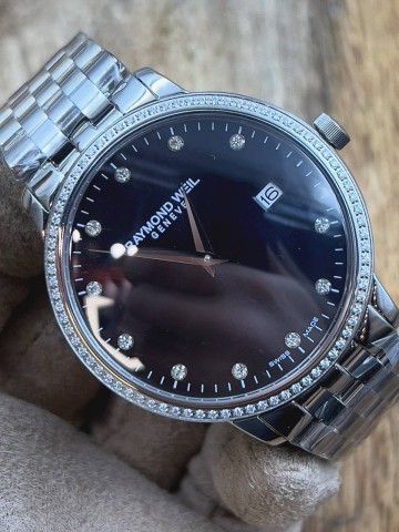 Часы Raymond Weil