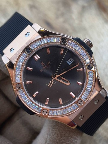 Часы Hublot