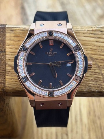 Часы Hublot