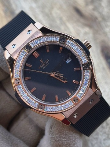 Часы Hublot