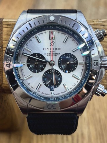 Часы Breitling
