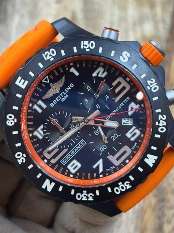 Часы Breitling