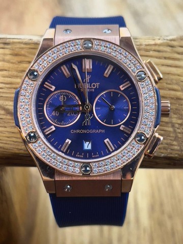 Часы Hublot