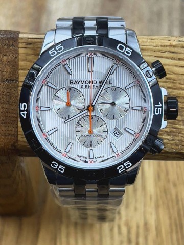 Часы Raymond Weil