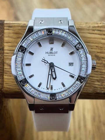 Часы Hublot