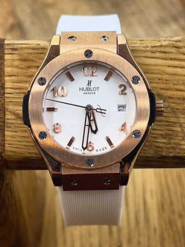Часы Hublot