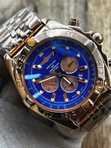 Часы Breitling