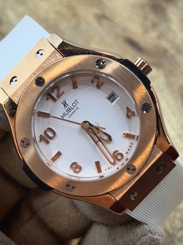 Часы Hublot