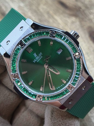 Часы Hublot
