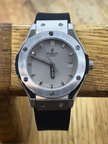Часы Hublot