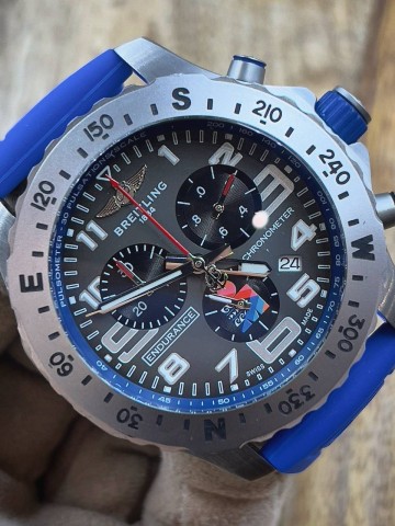 Часы Breitling