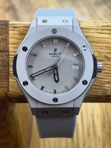 Часы Hublot