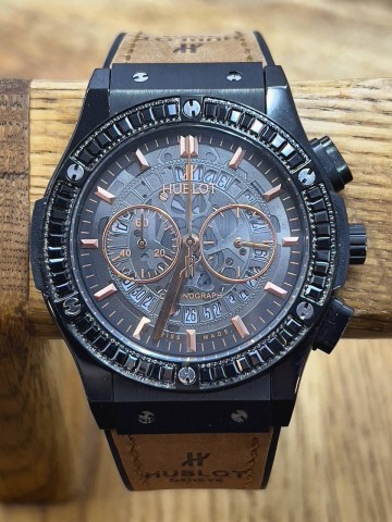 Часы Hublot