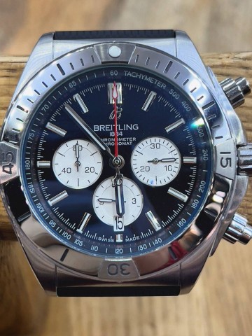 Часы Breitling