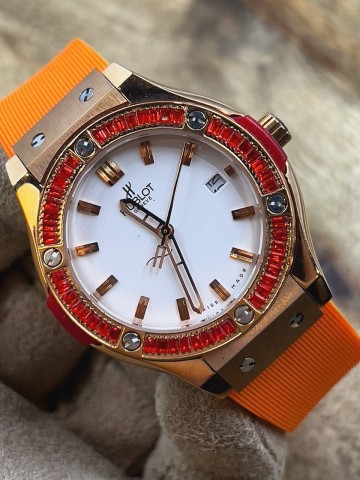 Часы Hublot