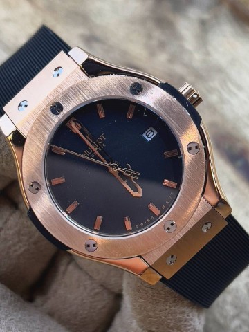 Часы Hublot