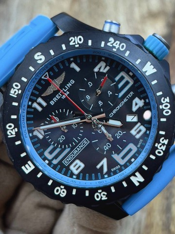 Часы Breitling