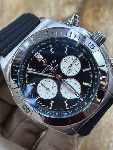 Часы Breitling