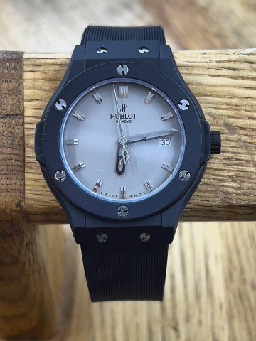 Часы Hublot