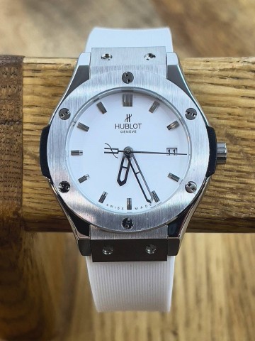 Часы Hublot