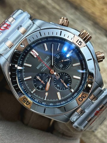 Часы Breitling