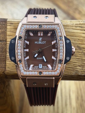 Часы Hublot