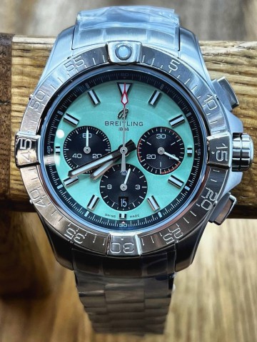 Часы Breitling