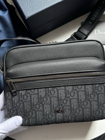 Сумка-мессенджер Christian Dior