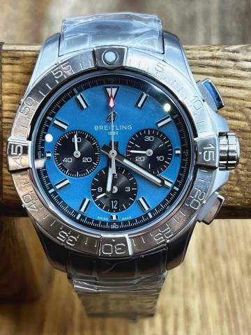 Часы Breitling
