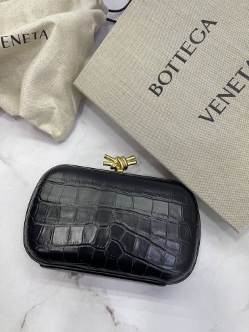 Клатч Bottega Veneta 20 см