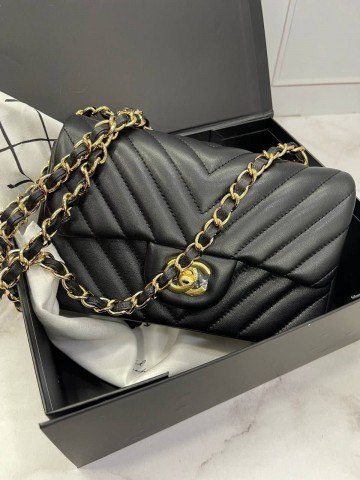 Сумка CHANEL 20 см