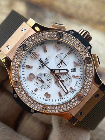 Часы Hublot