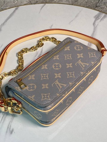 Сумка Louis Vuitton