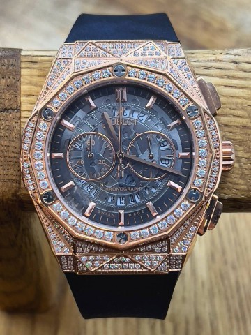 Часы Hublot