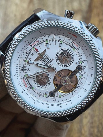 Часы Breitling