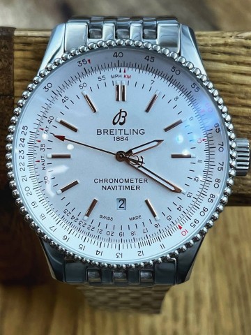 Часы Breitling