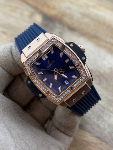Часы Hublot